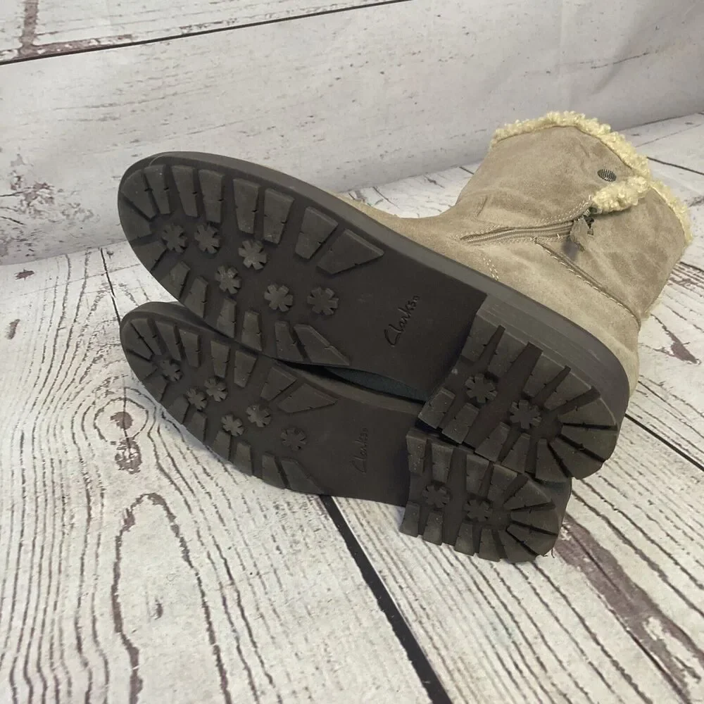 Clarks step out